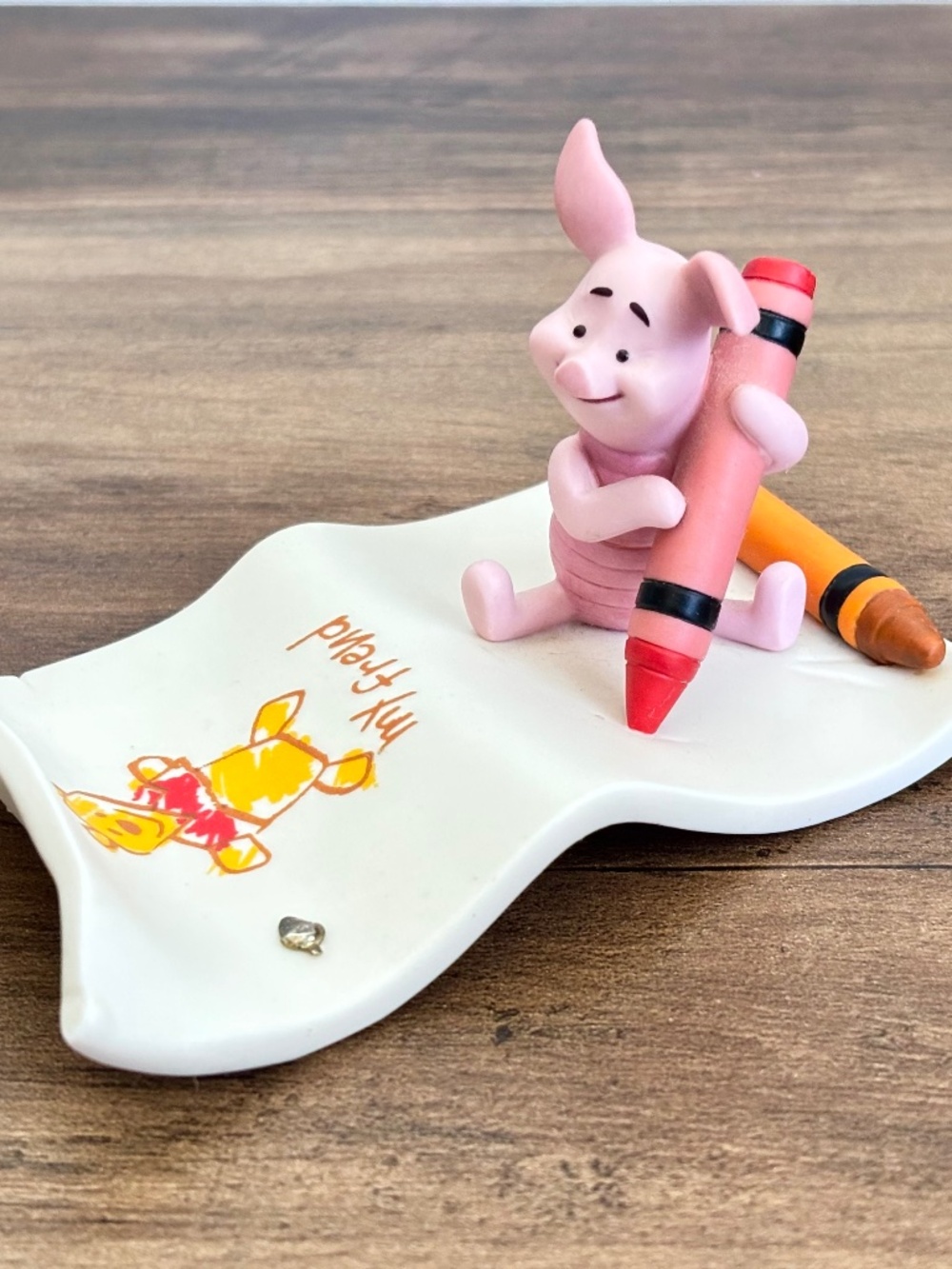 Disney Pooh & Friends Best Friend's Picture Looks Just Like You Piglet Figurine